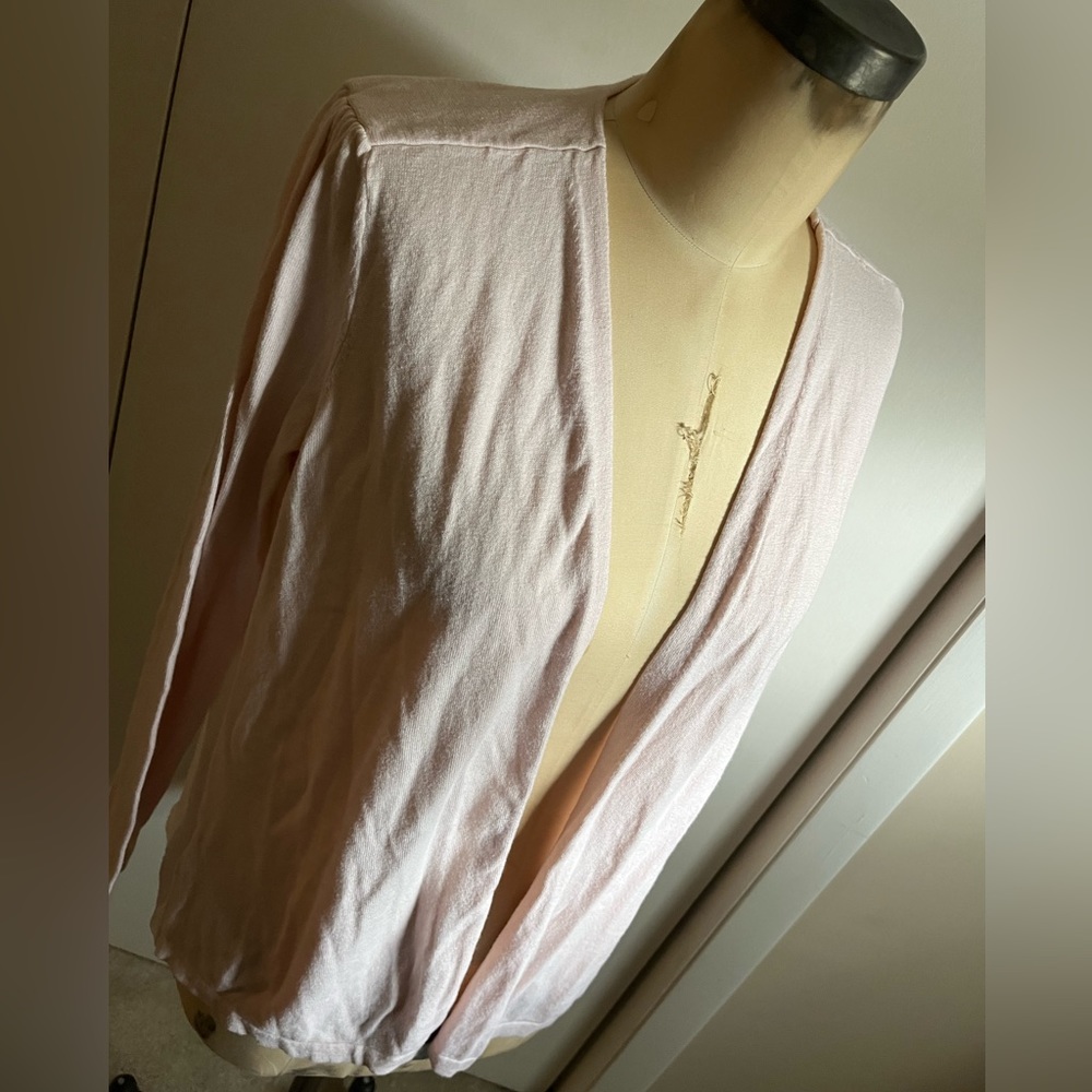 Lt pink open front cardi w/ sheer white back size Small by loft. Like new